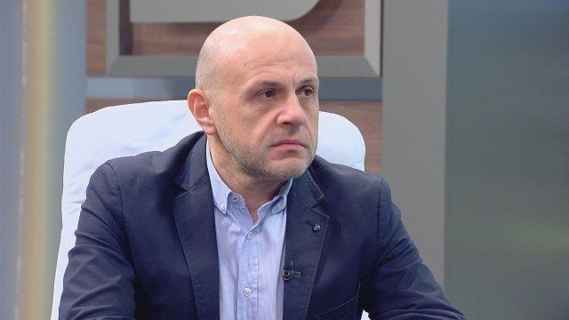 Томислав Дончев: Има междинен вариант - оставка на правителството през септември
